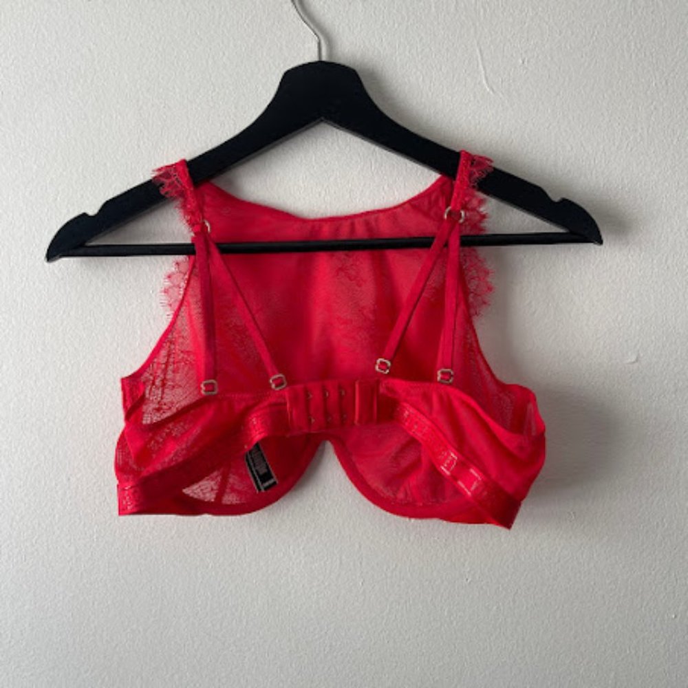 Victoria's Secret Red Underwire Lace Bra - 36D - Picture 4 of 8